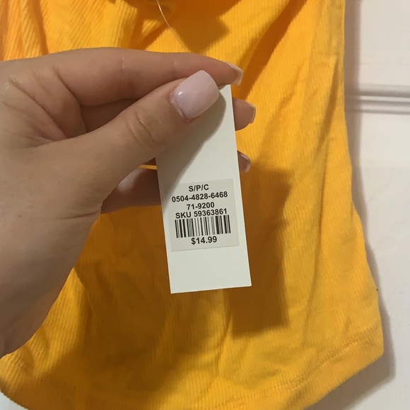 NWT Small Around-the-Neck Crop Top - Picture 3 of 3